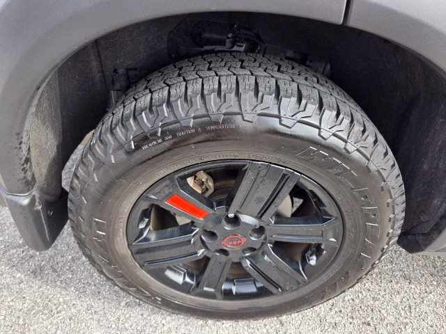 Used 2025 Nissan Rogue SV AWD/4WD image 18