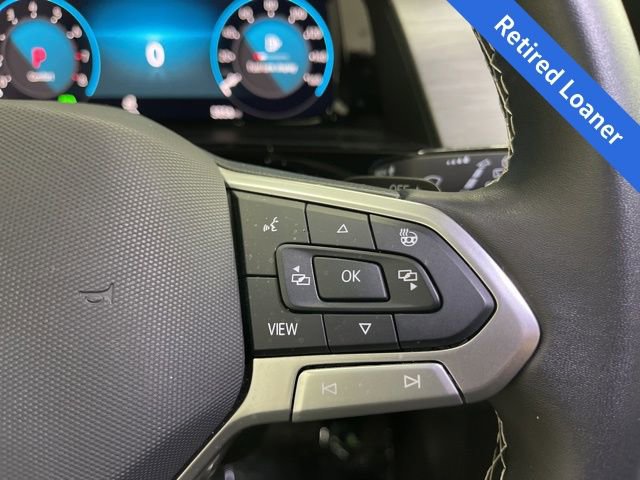 New 2025 Volkswagen Atlas Cross Sport SE w/ Panoramic Sunroof Package image 16