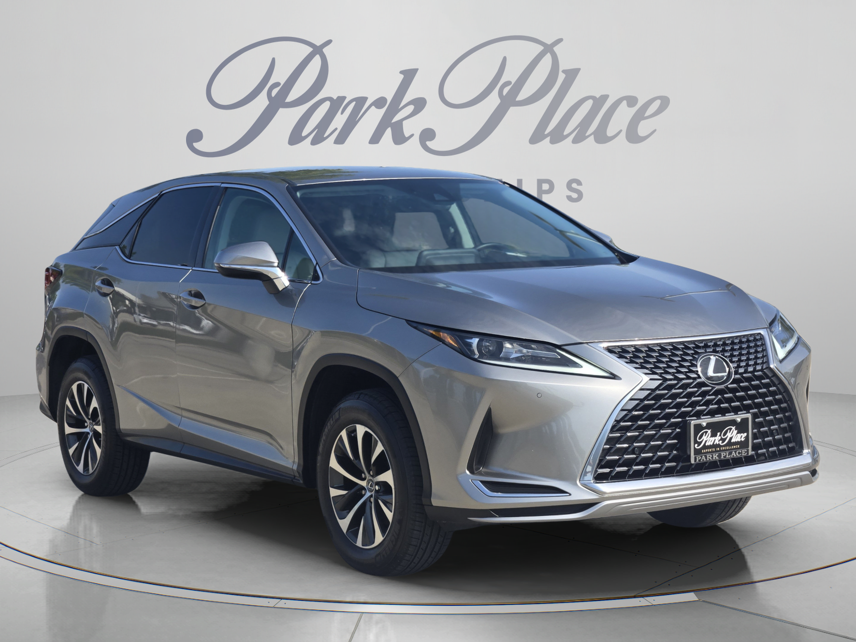 Used 2020 Lexus RX 350 FWD w/ Accessory Package image 6