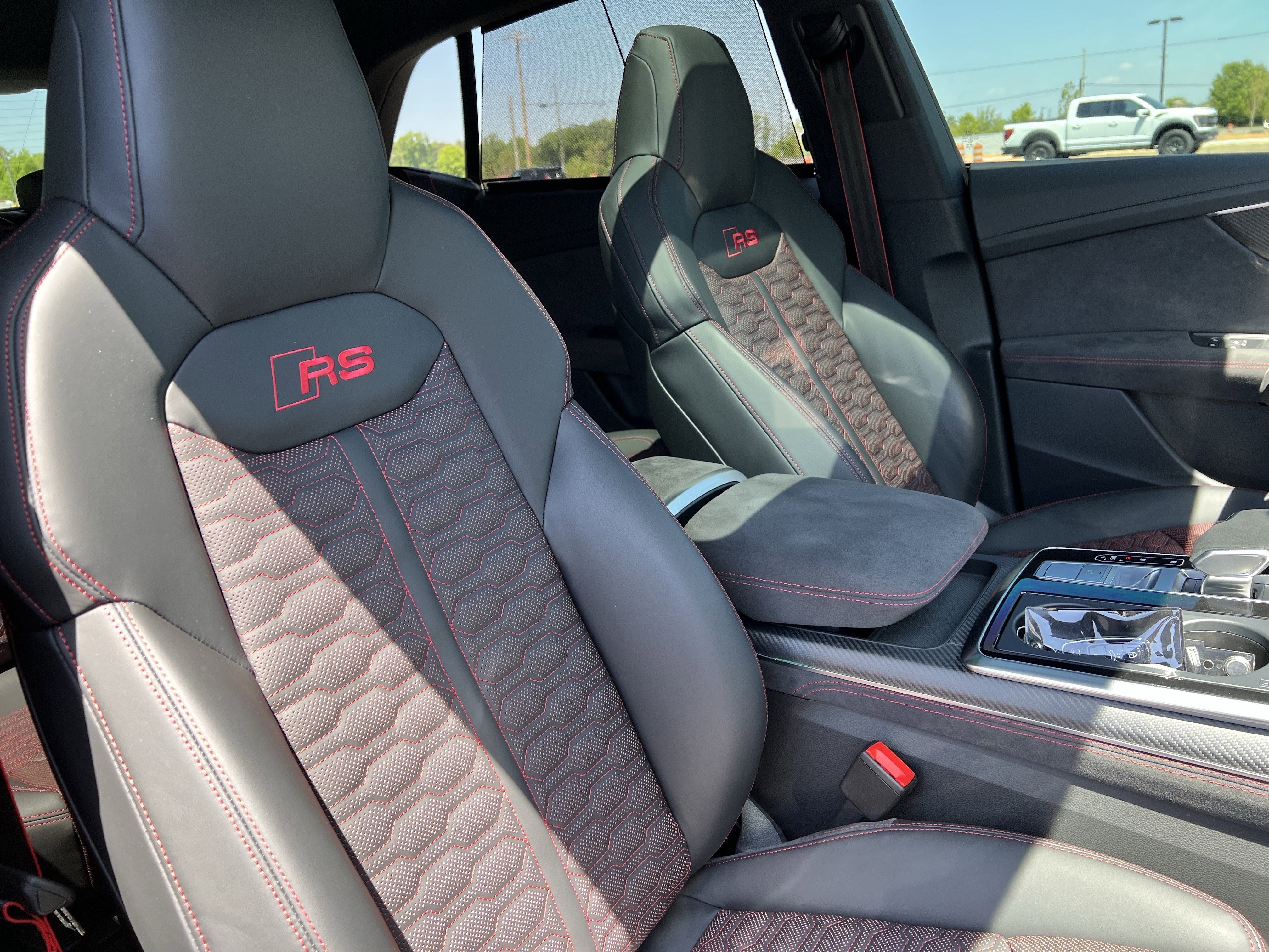 Certified 2025 Audi RS Q8 performance AWD/4WD image 35