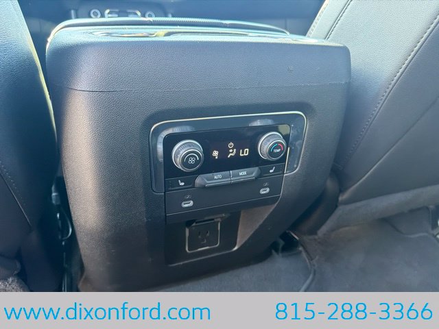 Used 2024 Chevrolet Tahoe RST w/ Luxury Package AWD/4WD image 24
