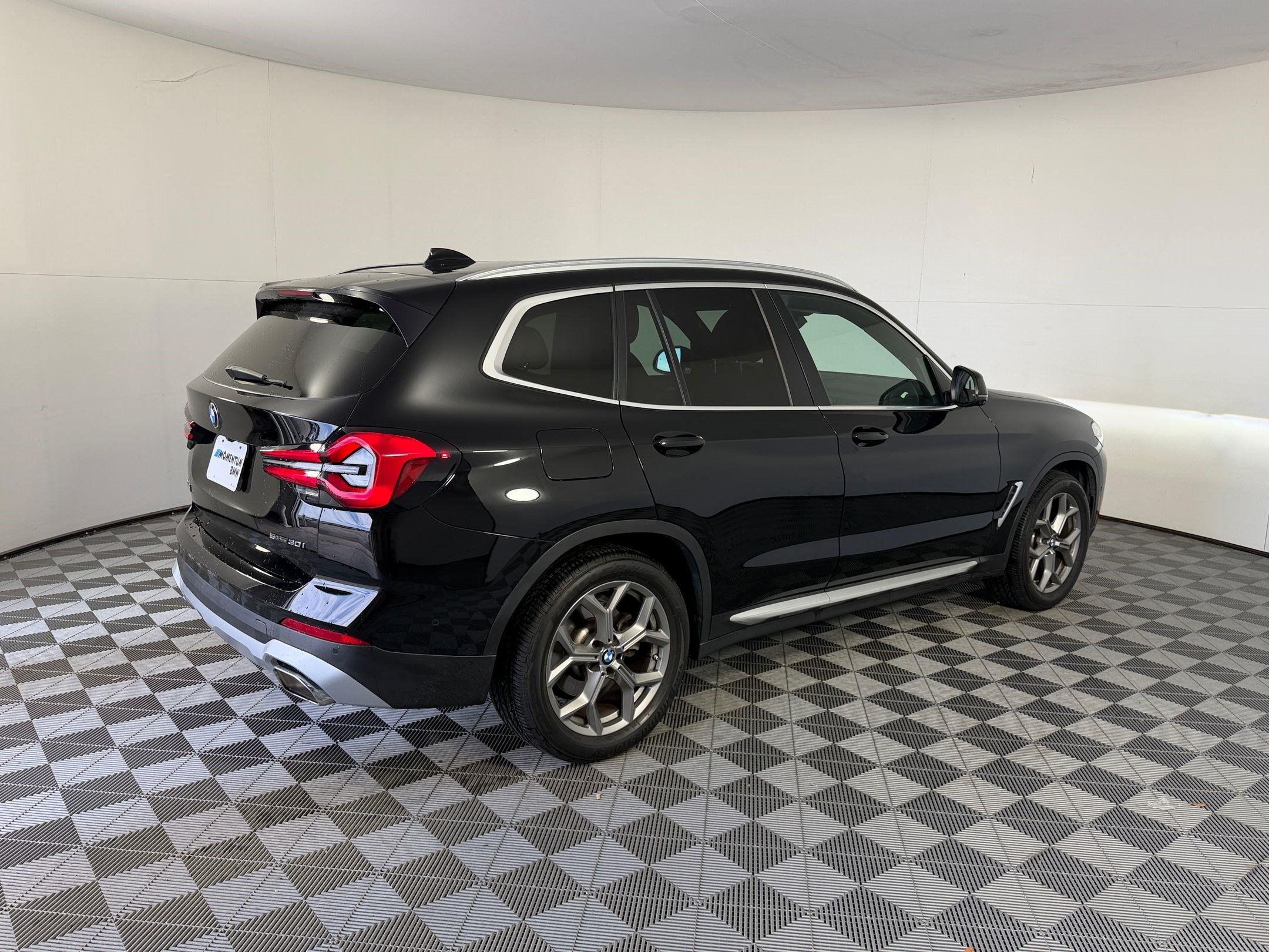 Used 2023 BMW X3 sDrive30i w/ Convenience Package RWD image 9