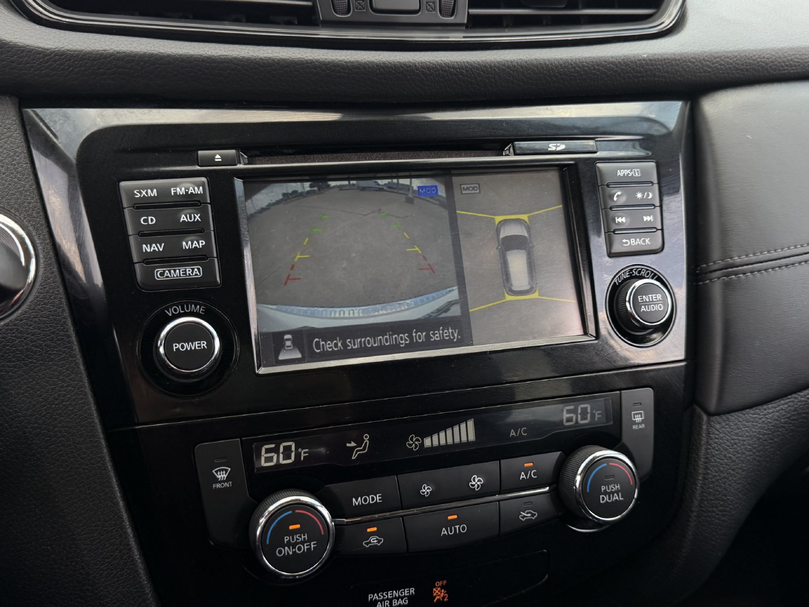 Used 2017 Nissan Rogue SL w/ SL Premium Package FWD image 19