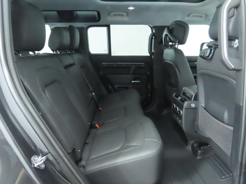 Used 2025 Land Rover Defender 110 S AWD/4WD image 24