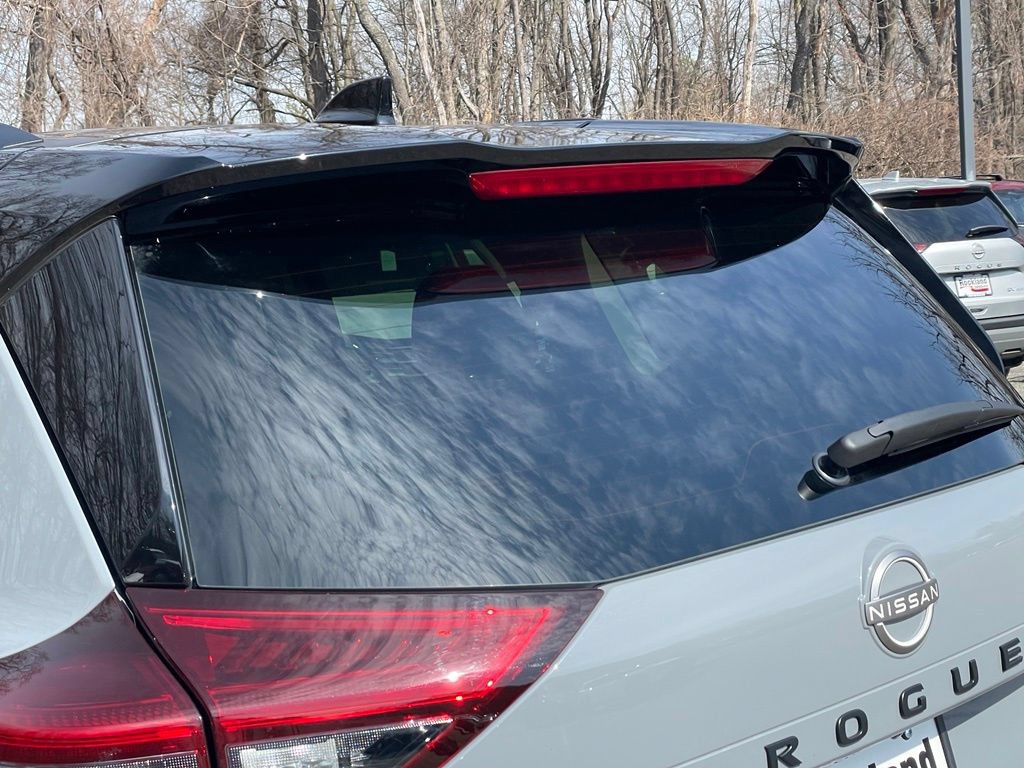 Certified 2023 Nissan Rogue SV w/ SV Premium B Package AWD/4WD image 33