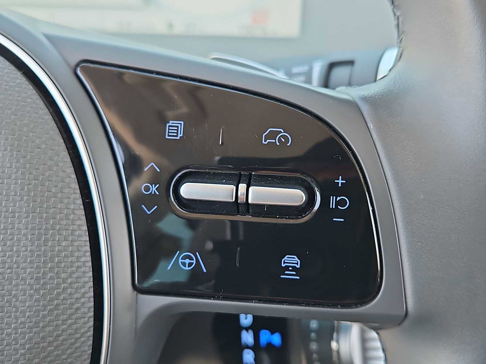 Used 2024 Hyundai Ioniq 5 SEL image 24