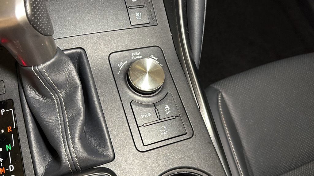 Certified 2023 Lexus IS 350 F Sport image 27