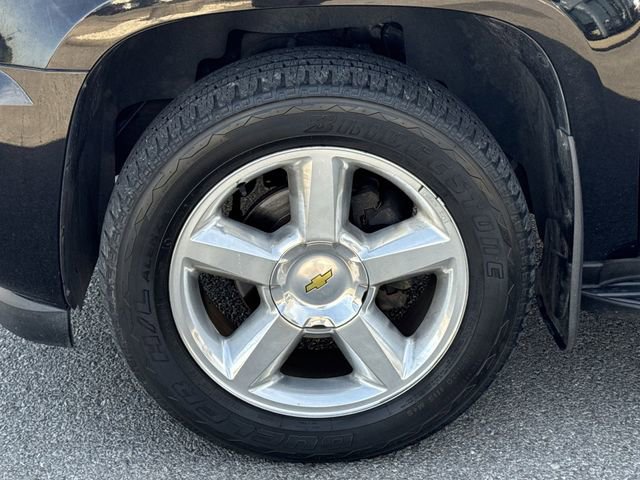 Used 2007 Chevrolet Tahoe LTZ w/ LTZ Preferred Equipment Group AWD/4WD image 24