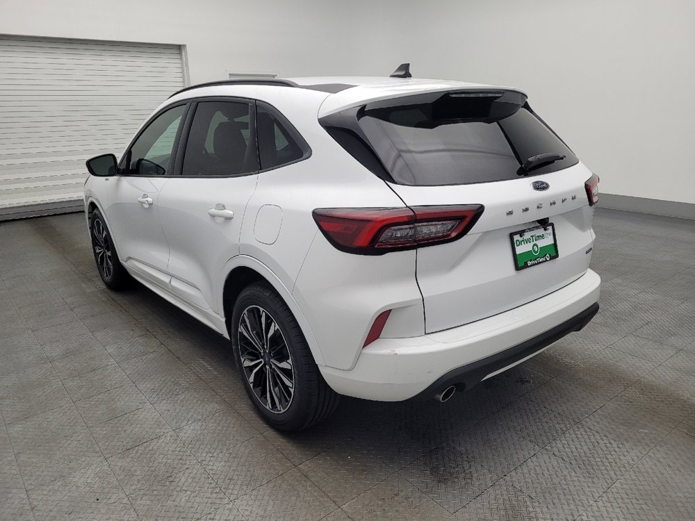Used 2023 Ford Escape ST-Line Select image 5