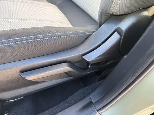 Used 2021 Subaru Forester AWD/4WD image 15