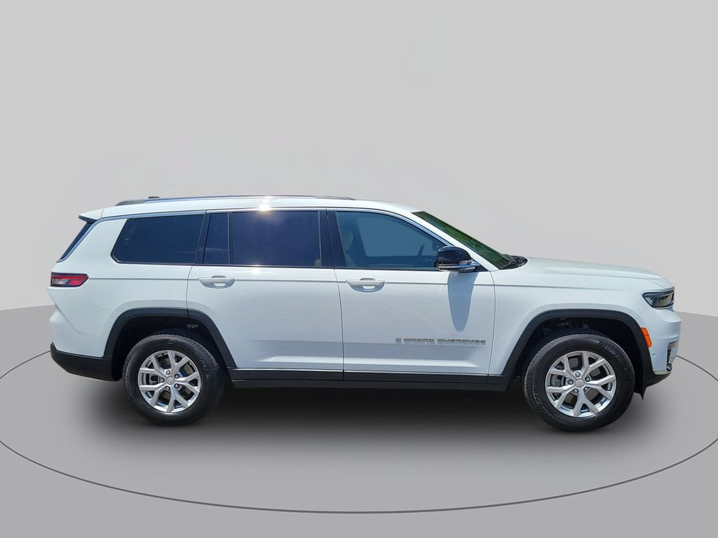 Used 2023 Jeep Grand Cherokee L Limited w/ Luxury Tech Group II RWD image 2