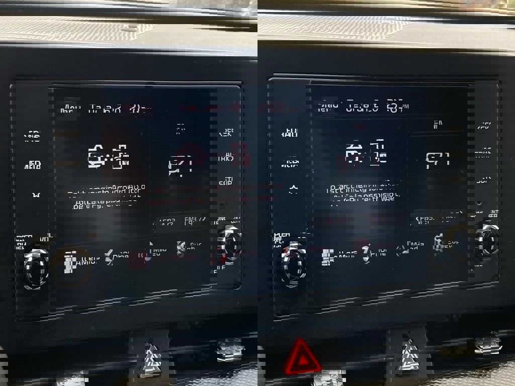 Used 2024 Kia Sportage LX image 18