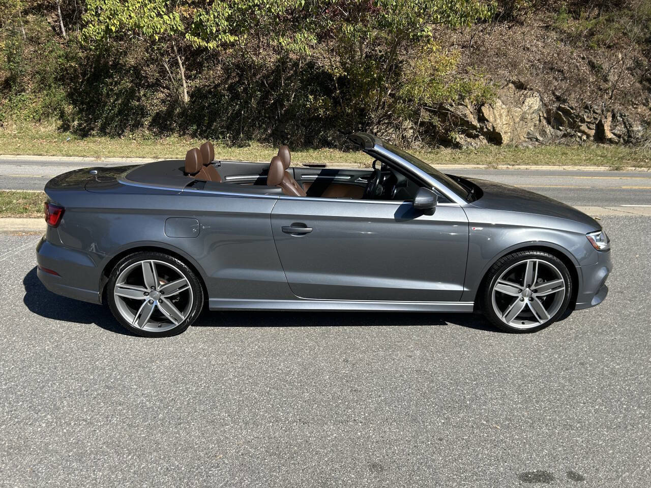 Used 2018 Audi A3 2.0T Premium Plus image 7