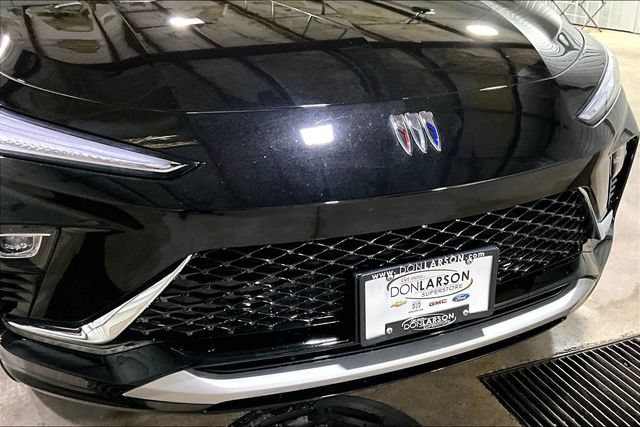 Certified 2025 Buick Envista Avenir FWD image 10