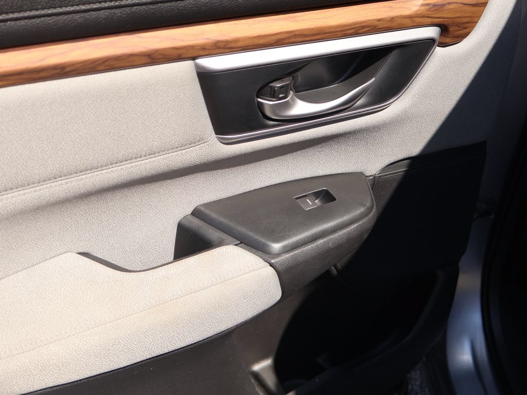 Used 2017 Honda CR-V EX image 10