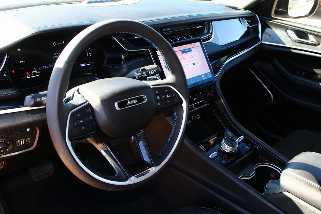 Used 2024 Jeep Grand Cherokee Trailhawk w/ Advanced Protech Group II image 2