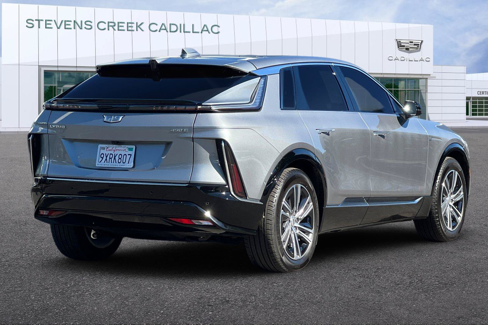 Certified 2026 Cadillac Lyriq Luxury w/ LPO, Floor Liner Package RWD image 3