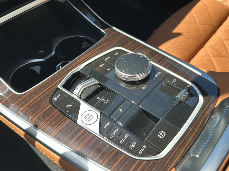 New 2026 BMW X7 xDrive40i image 27