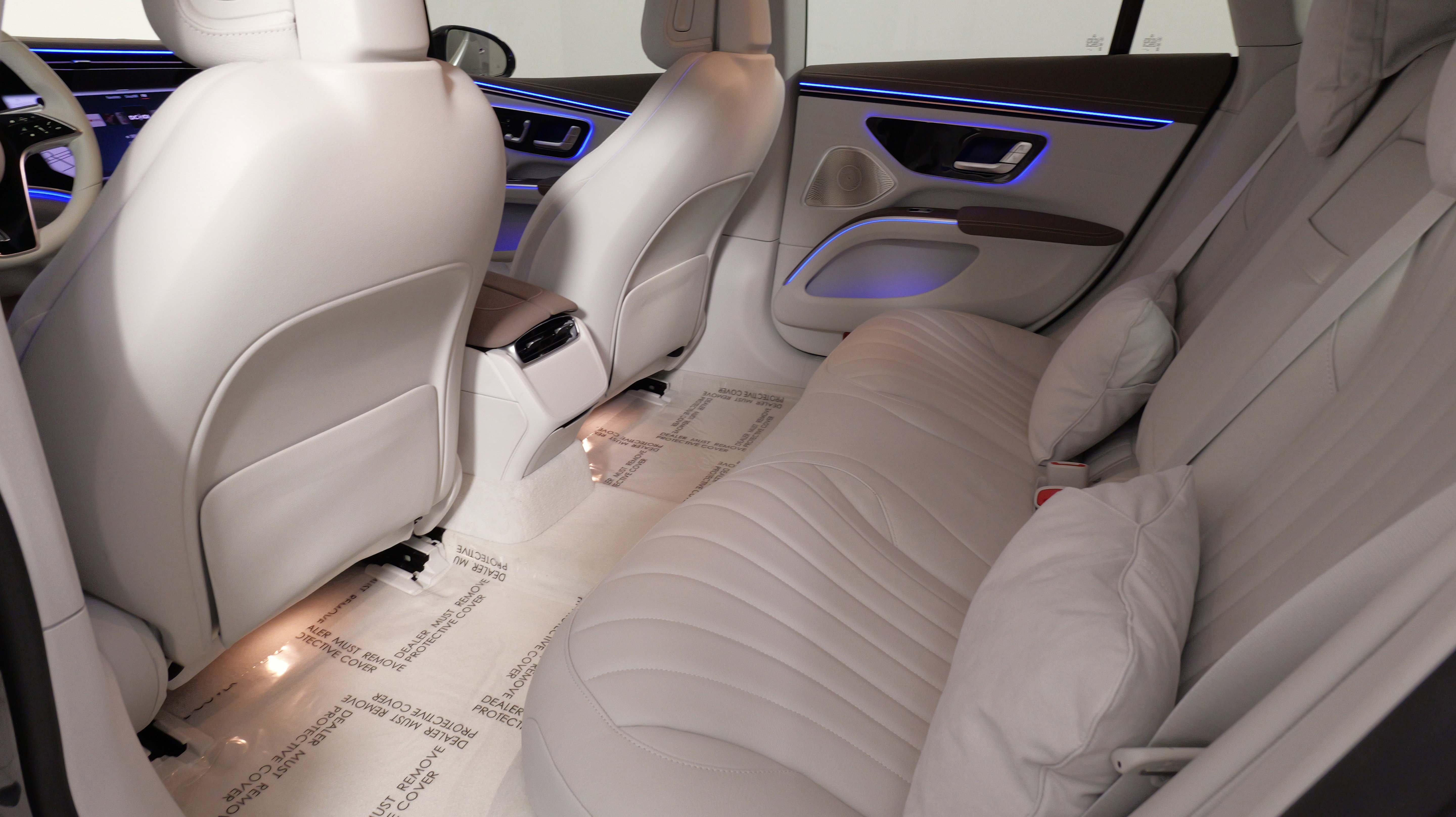 Used 2023 Mercedes-Benz EQS 580 4MATIC Sedan image 38