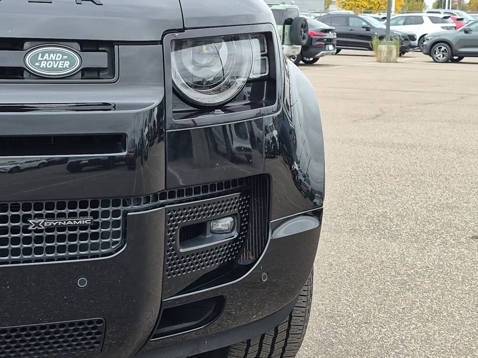 Certified 2023 Land Rover Defender 110 X-Dynamic SE AWD/4WD image 10