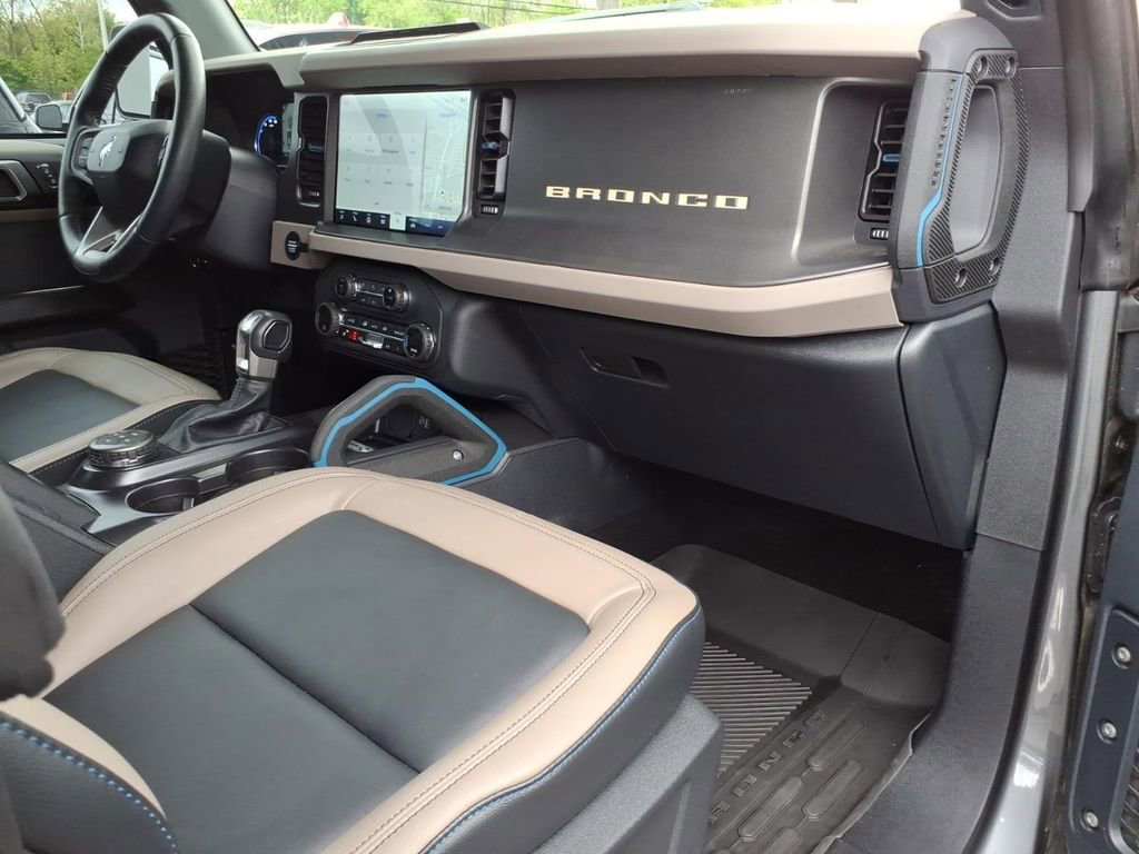 Certified 2024 Ford Bronco Wildtrak AWD/4WD image 9