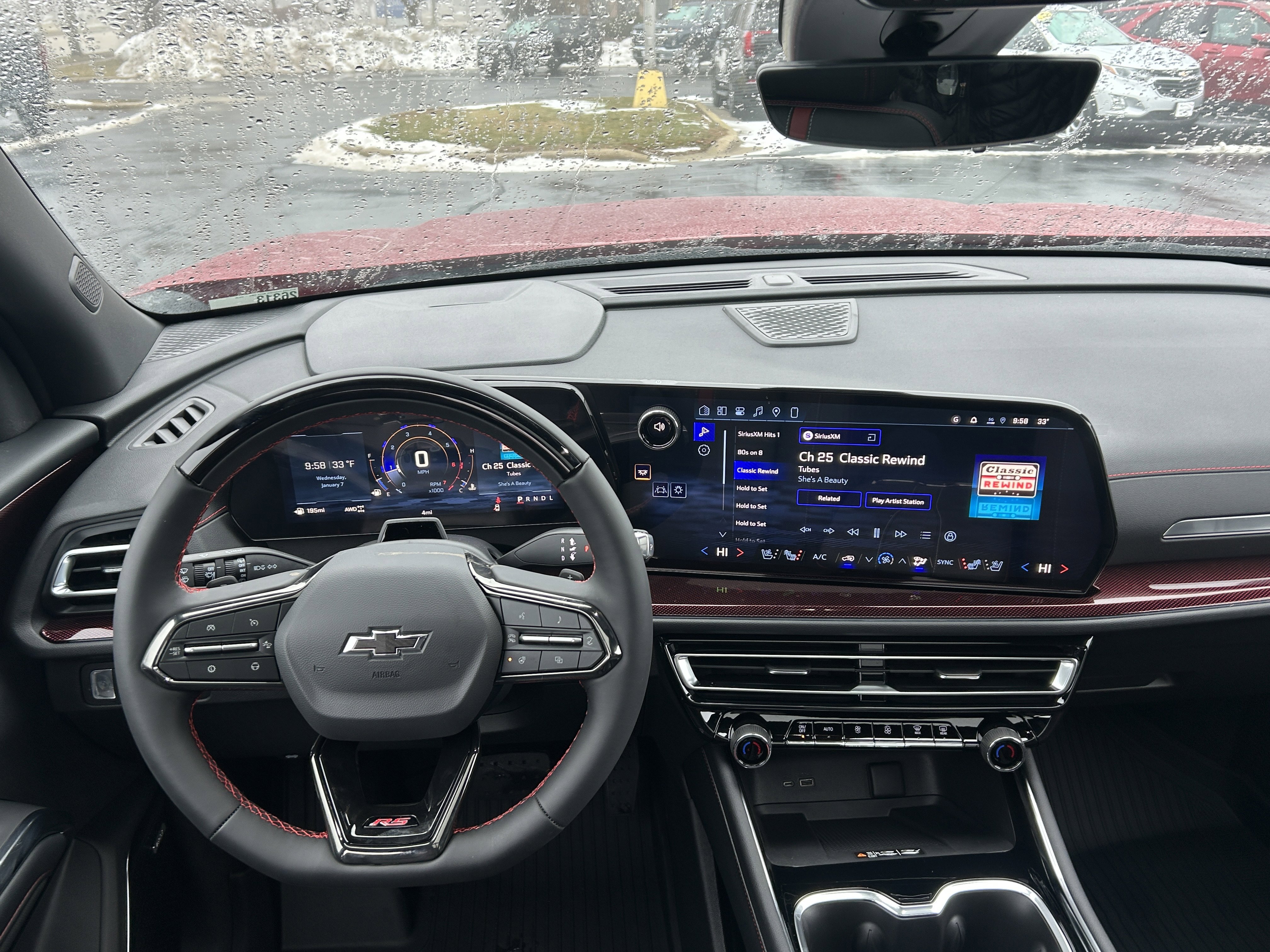 New 2026 Chevrolet Traverse RS w/ LPO, Floor Liner Package image 7