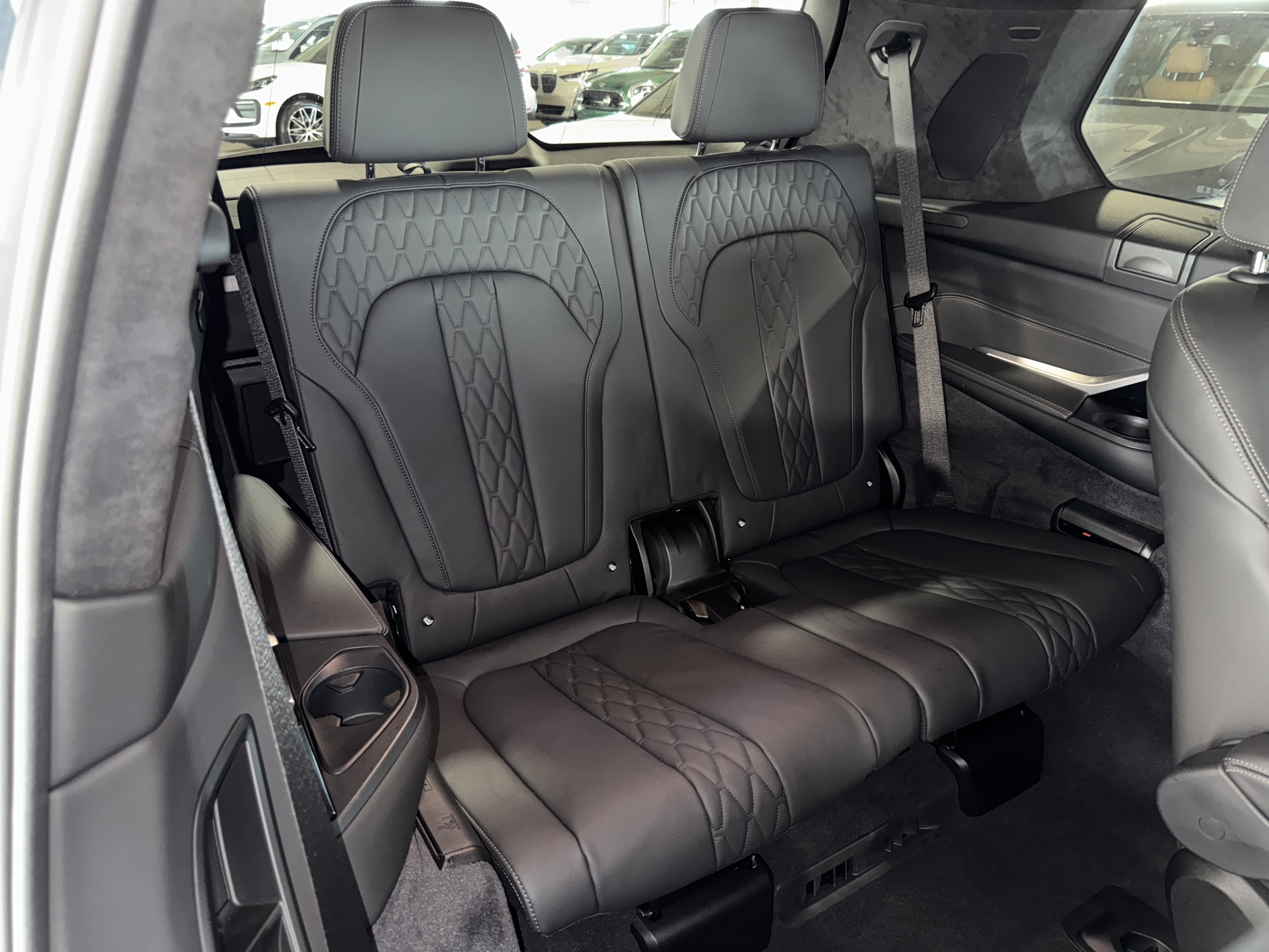 Used 2024 BMW X7 M60i w/ Executive Package AWD/4WD image 13