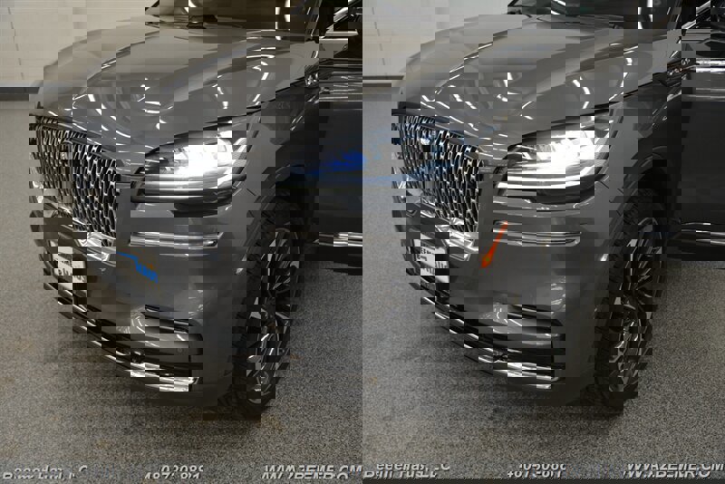 Used 2023 Lincoln Aviator Reserve w/ Equipment Group 201A image 47