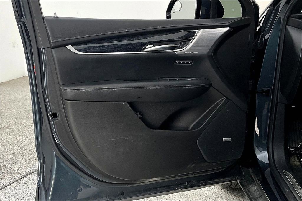 Used 2021 Cadillac XT5 Premium Luxury image 23