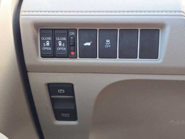 Used 2025 Honda Odyssey EX-L image 16