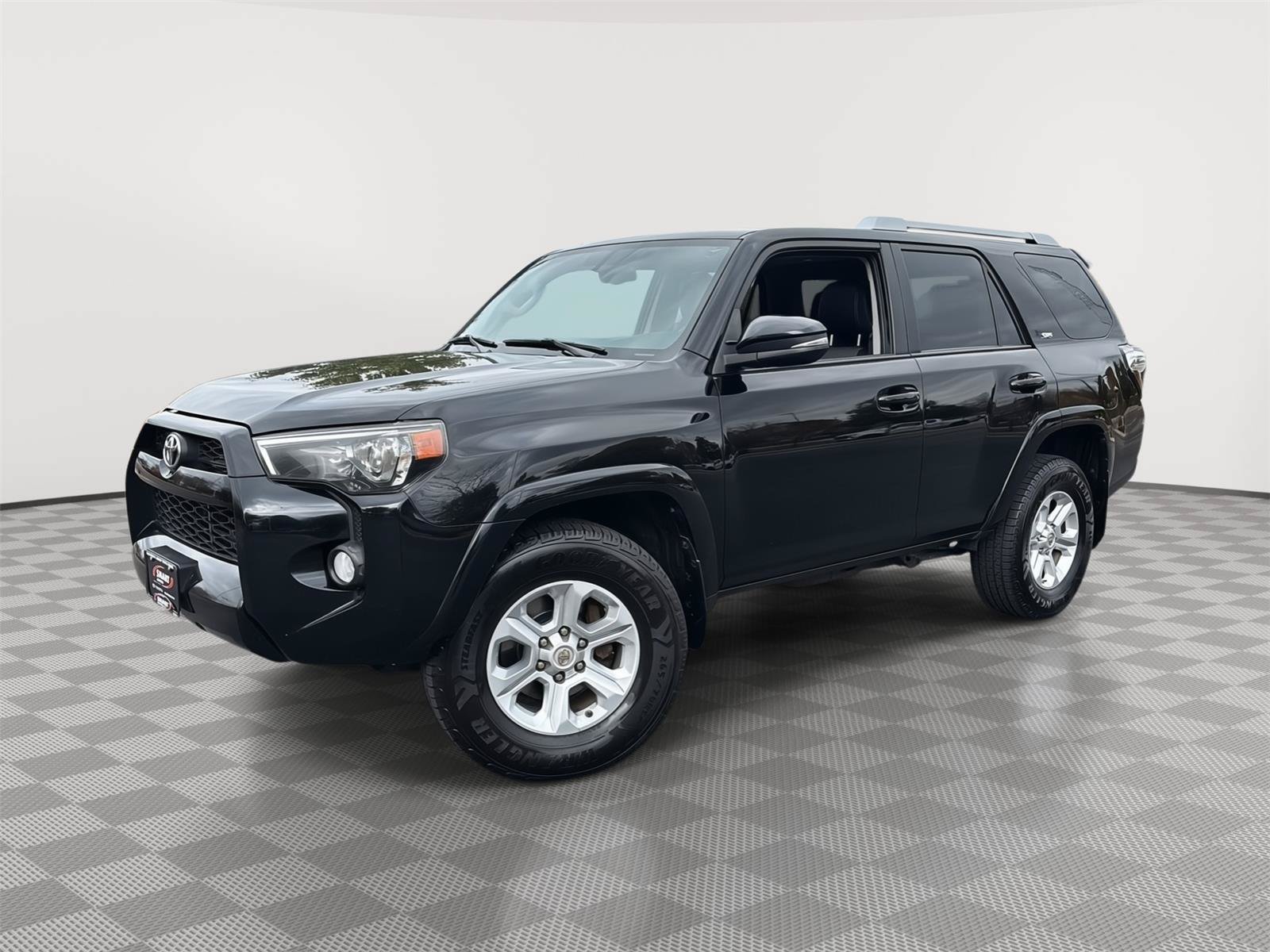 Used 2018 Toyota 4Runner SR5 Premium AWD/4WD image 1