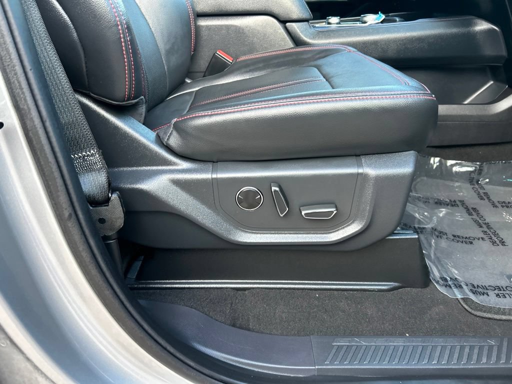 Used 2023 Ford Expedition Limited AWD/4WD image 55