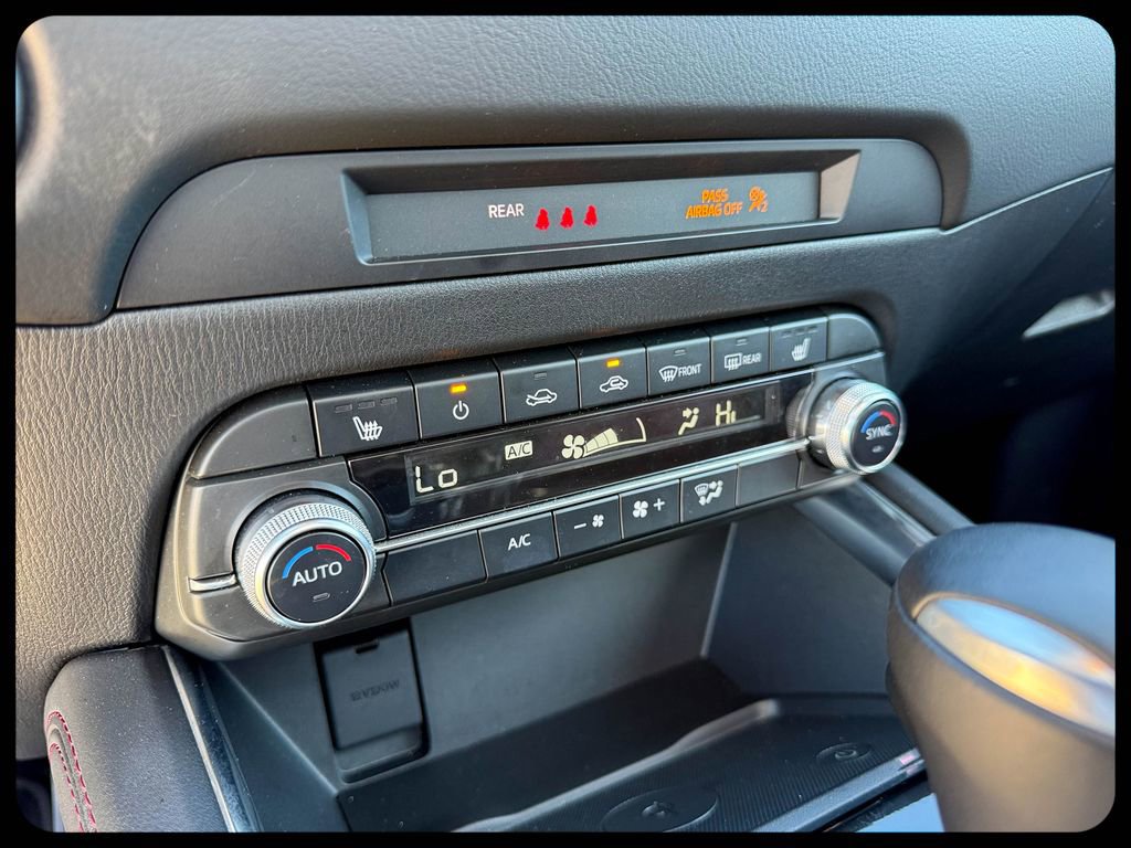 Used 2025 MAZDA CX-5 Carbon Edition image 29