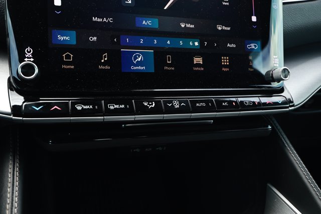 New 2026 Jeep Grand Wagoneer L Limited AWD/4WD image 18