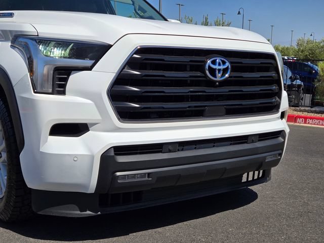 Used 2024 Toyota Sequoia SR5 w/ SR5 Premium Package AWD/4WD image 8