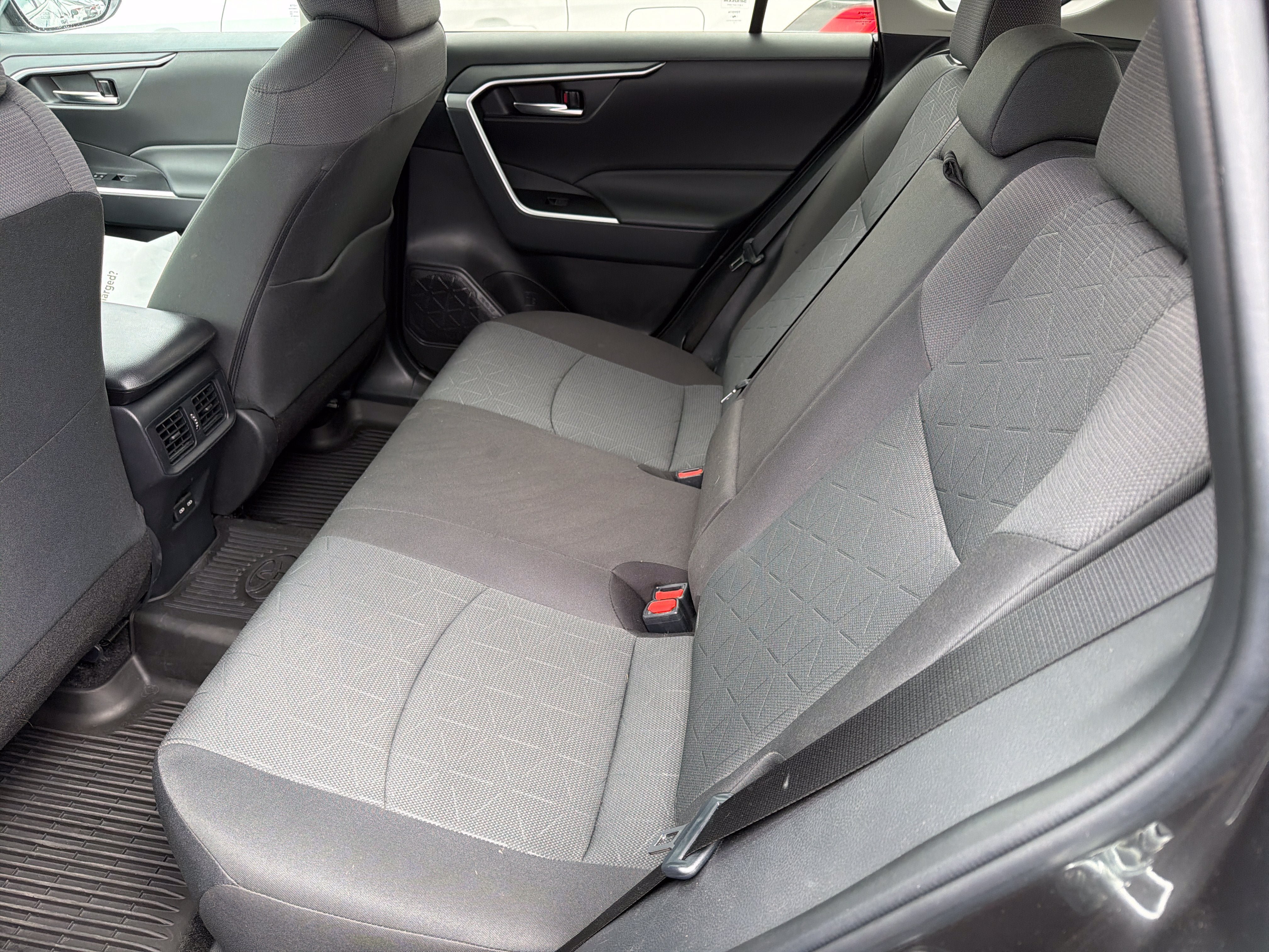 Used 2024 Toyota RAV4 XLE w/ Convenience Package AWD/4WD image 22