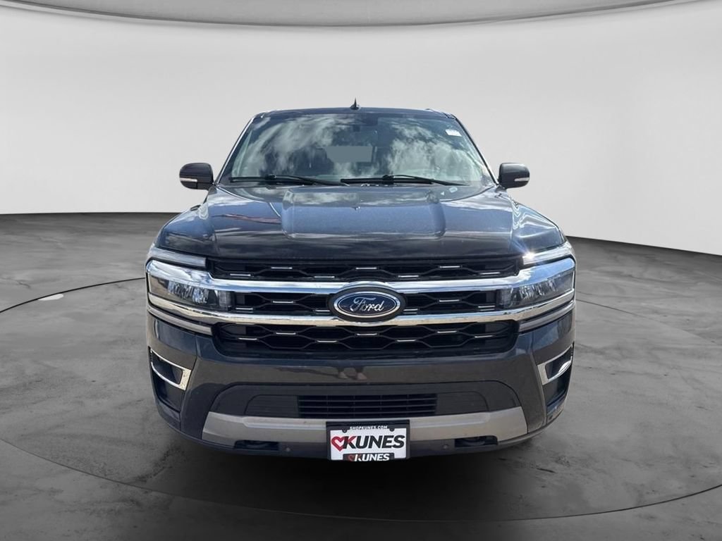 Used 2022 Ford Expedition Limited AWD/4WD image 5