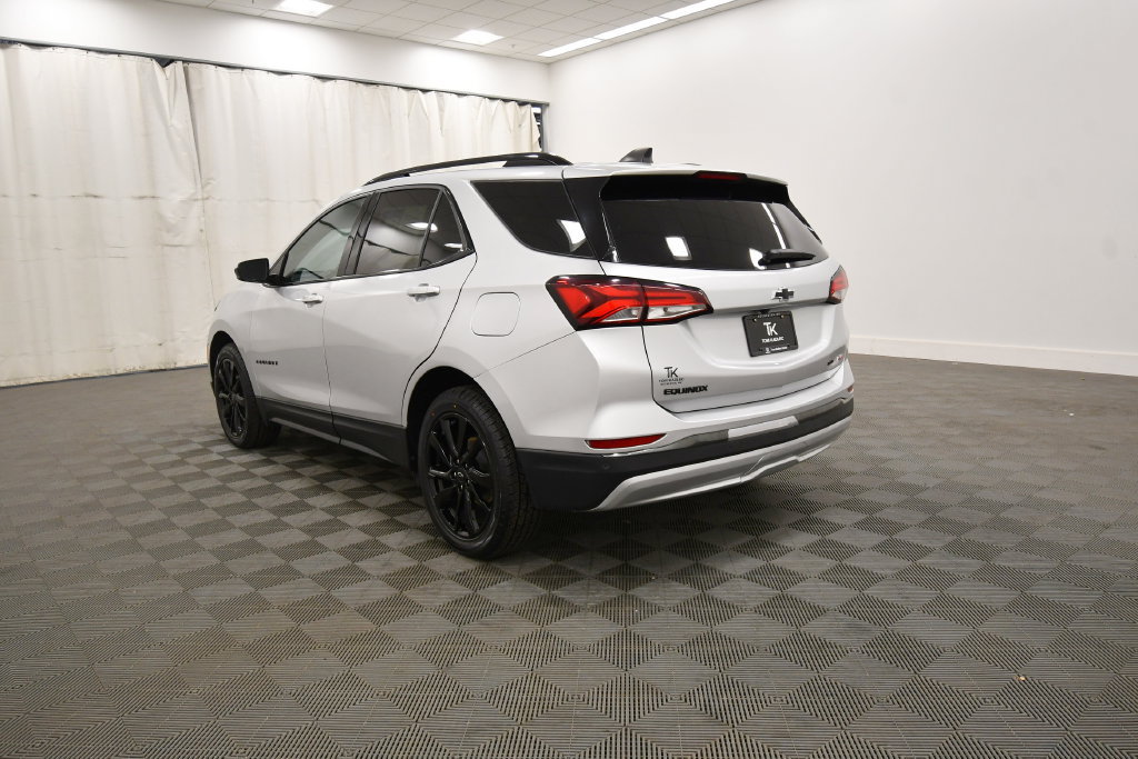 Used 2022 Chevrolet Equinox RS AWD/4WD image 5