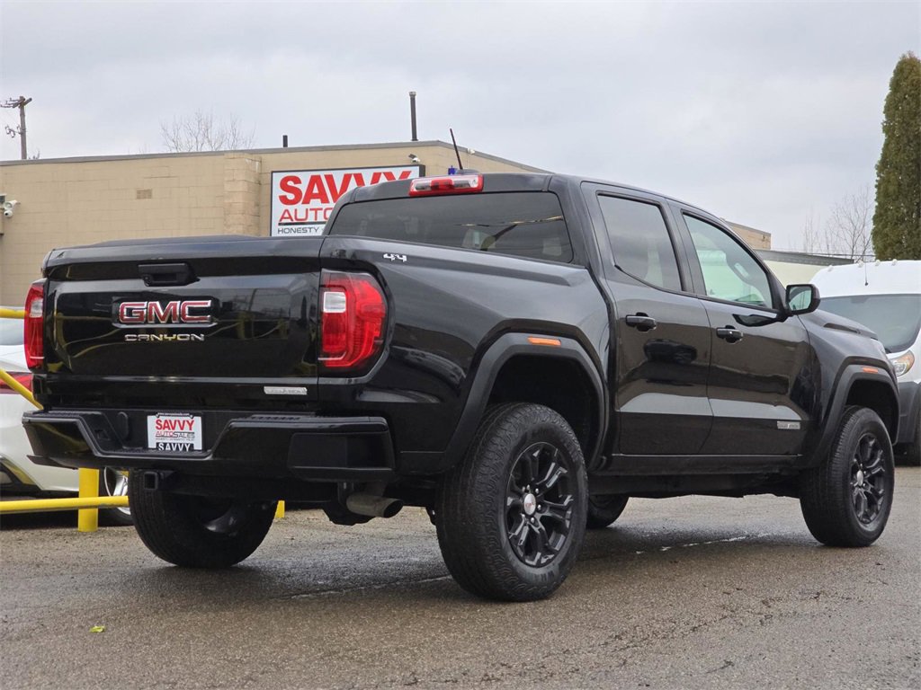 Used 2023 GMC Canyon Elevation image 16
