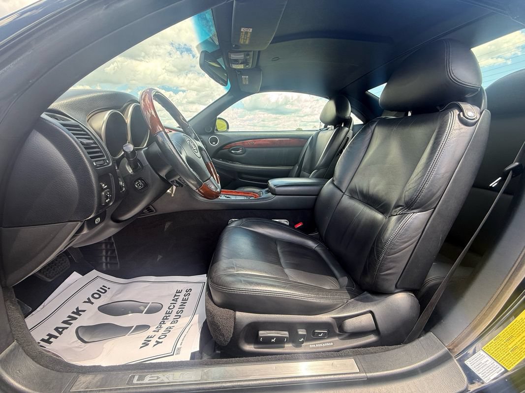 Used 2006 Lexus SC 430 Convertible RWD image 11