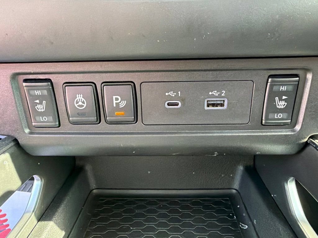 Used 2025 Nissan Frontier SV w/ SV Convenience Package AWD/4WD image 29