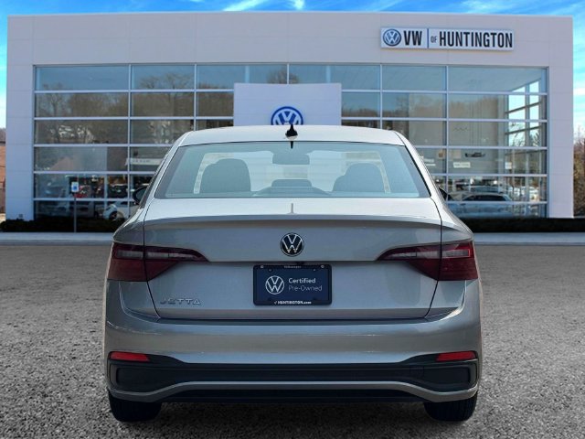 Certified 2022 Volkswagen Jetta Sport FWD image 7