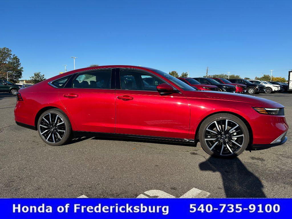 Certified 2025 Honda Accord Touring image 7