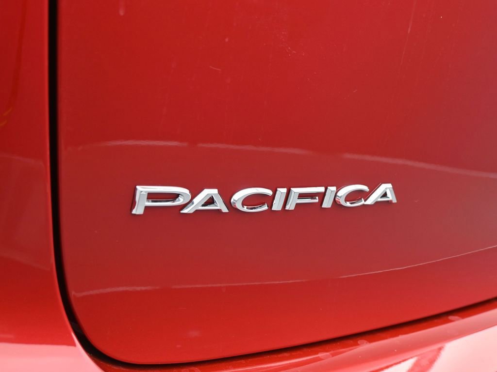 New 2026 Chrysler Pacifica Select image 28