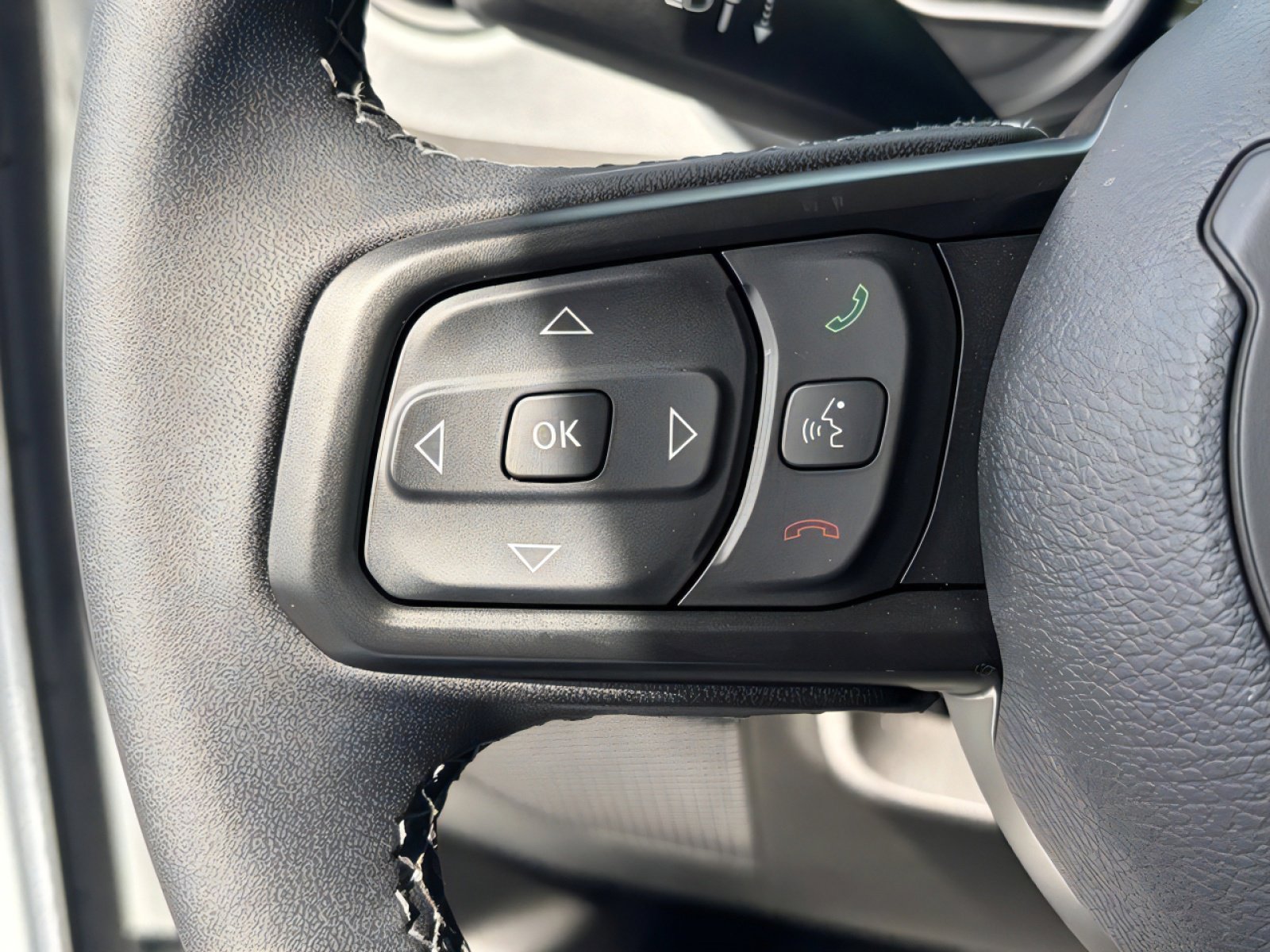 Used 2025 Jeep Gladiator Willys image 19