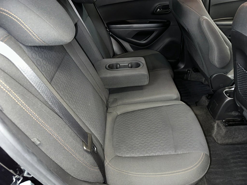 Certified 2021 Chevrolet Trax LS w/ Tint and Cruise Package image 24