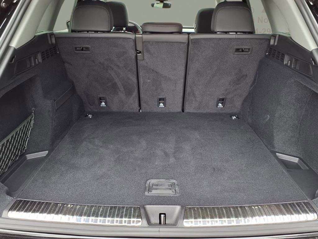 Used 2025 Audi Q5 Premium Plus w/ Premium Plus image 7