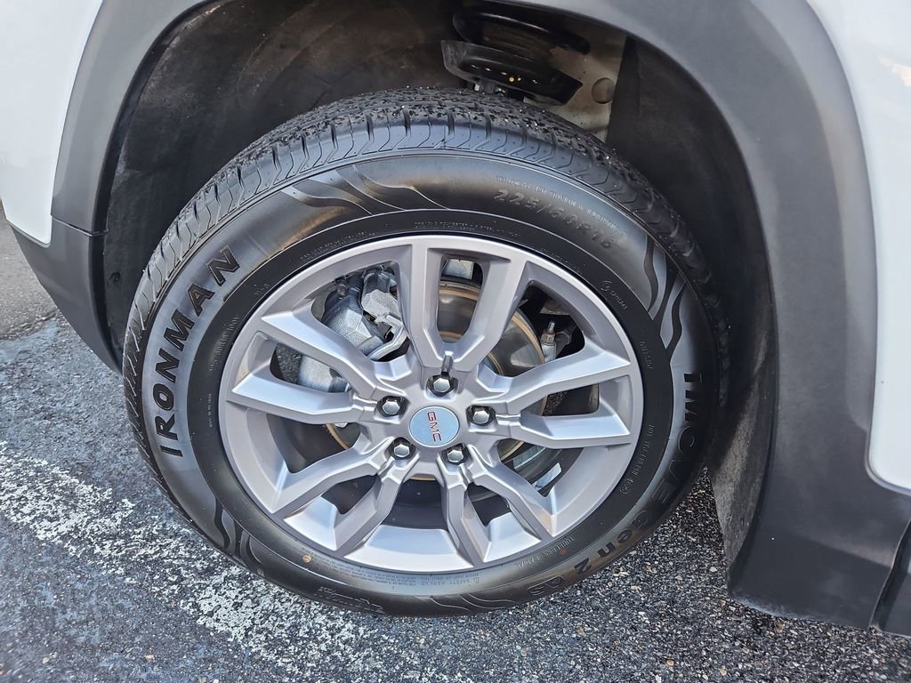 Used 2024 GMC Terrain SLT image 35