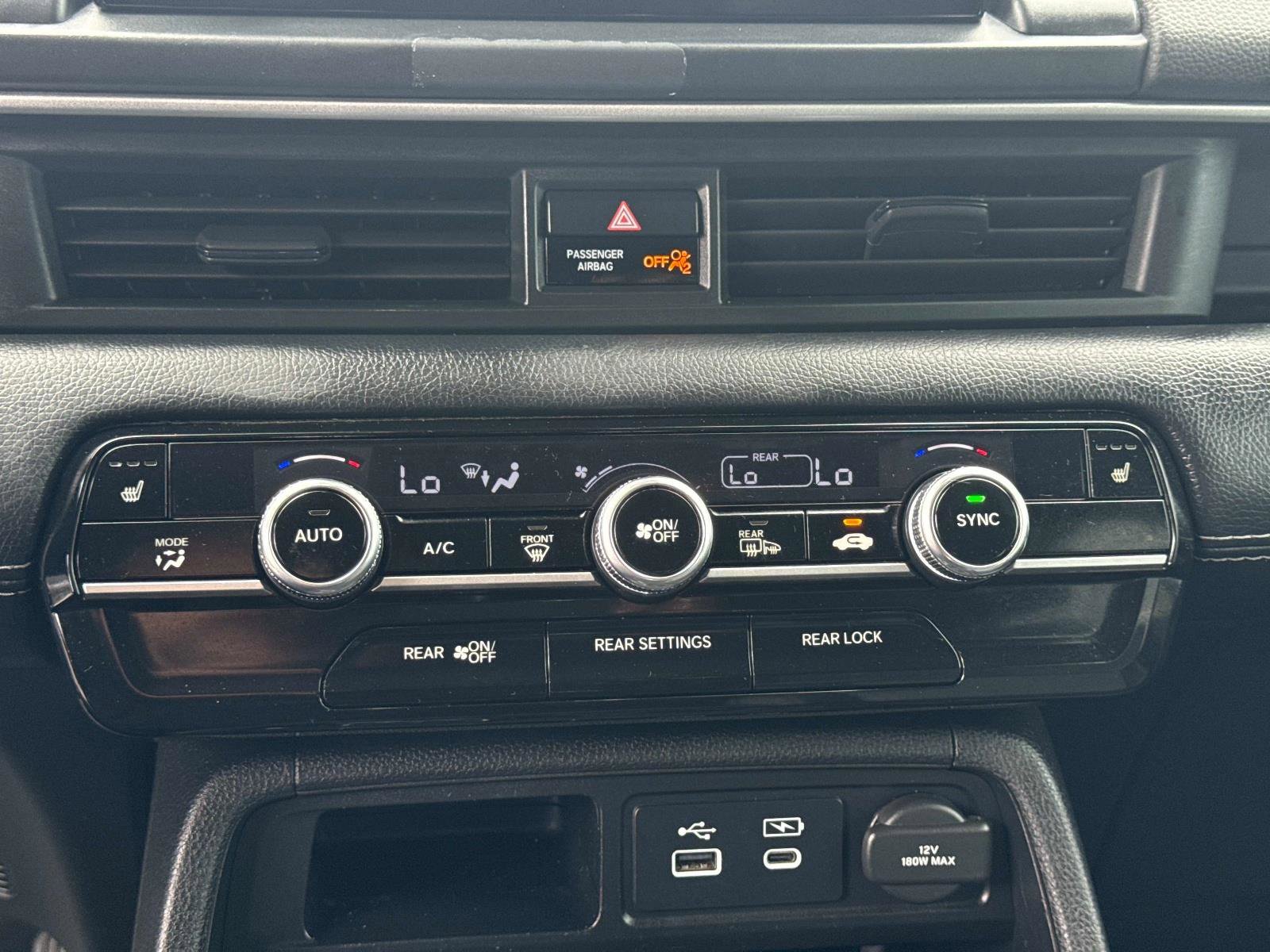 Certified 2023 Honda Pilot Touring image 27