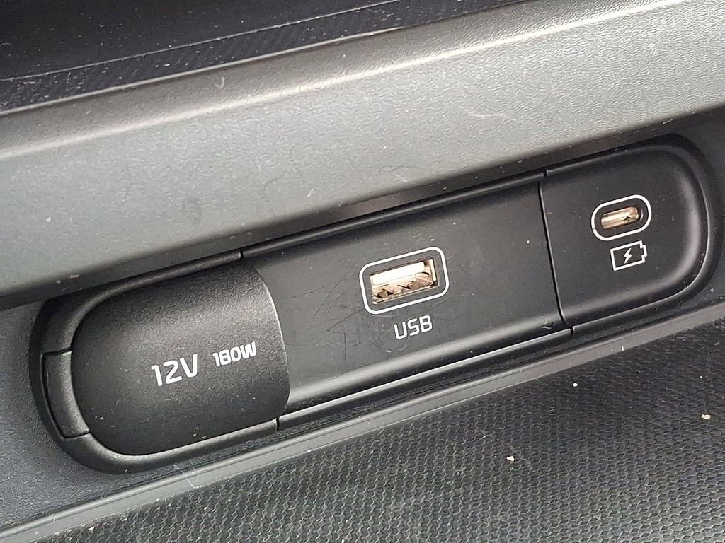 Used 2023 Kia Soul GT-Line image 26